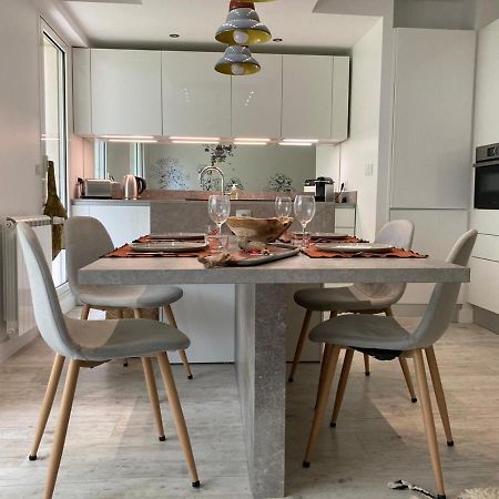 Superbe Appartement Avec Jardin Saint Charles Biarritz Exterior photo